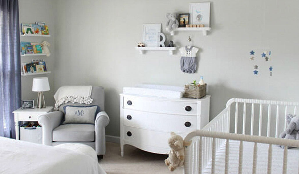 Déco de la chambre d'enfant avec des nuances de gris