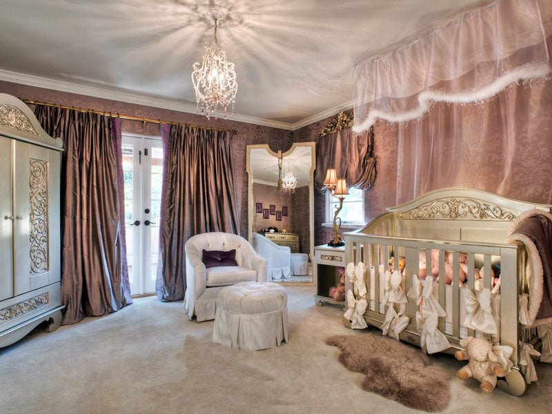 Déco luxueuse du lit du nourrisson