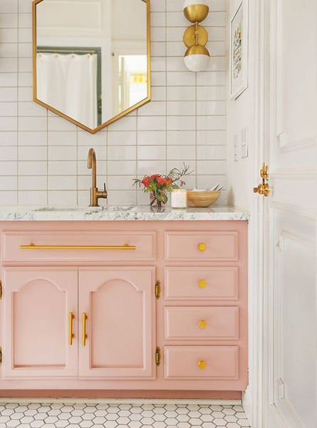 Idée déco salle de bain en rose
