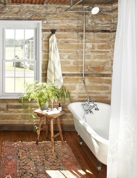 Idée décoration salle de bain avec un tapis Persan ancien