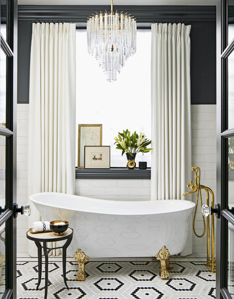 Splendide lustre pour la décoration de la salle de bain