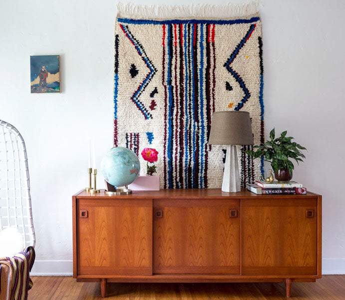 Tapis traditionnel Marocain accroché au mur